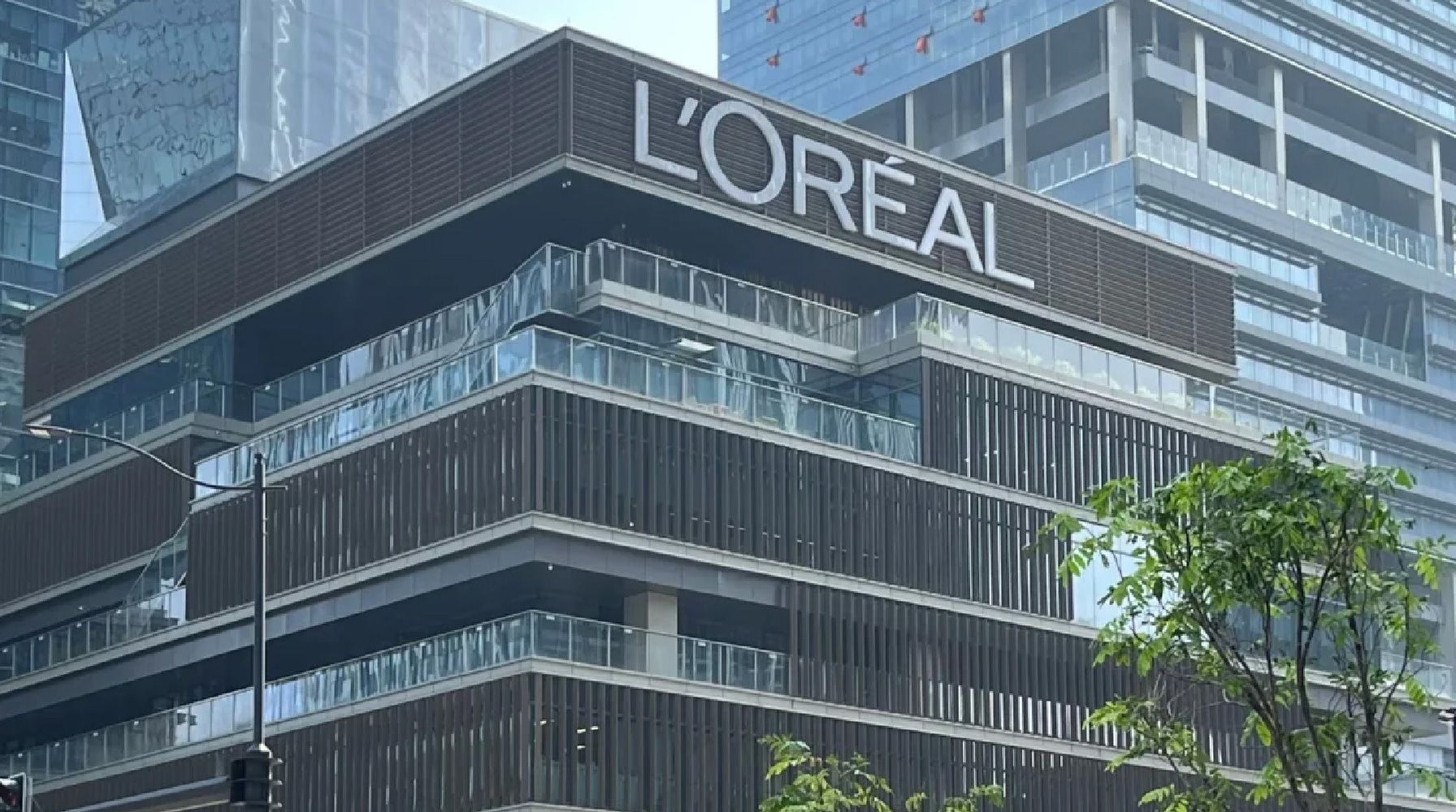 奢侈品快消行业